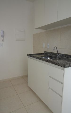 Apartamento para alugar com 45m², 2 quartos e 1 vagaCozinha e Área de Serviço