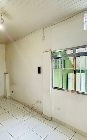 Casa para alugar com 100m², 2 quartos e 1 vaga Casa para alugar com 100m², 2 quartos e 1 vagaSala