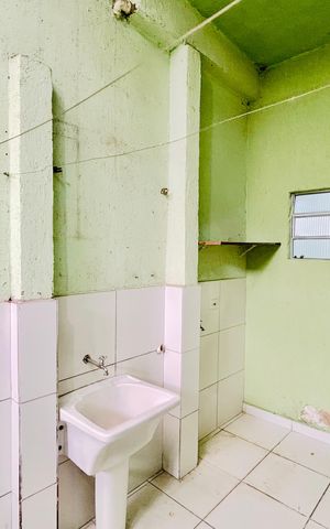 Casa para alugar com 100m², 2 quartos e 1 vaga Casa para alugar com 100m², 2 quartos e 1 vagaÁrea de Serviço