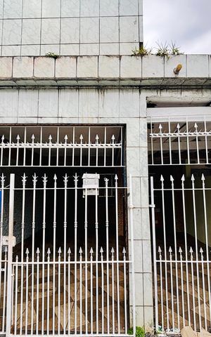Casa para alugar com 100m², 2 quartos e 1 vaga Casa para alugar com 100m², 2 quartos e 1 vagaFachada