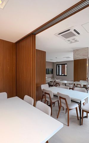 Apartamento à venda com 112m², 2 quartos e 3 vagas Apartamento à venda com 112m², 2 quartos e 3 vagasÁrea comum - Salão de festas