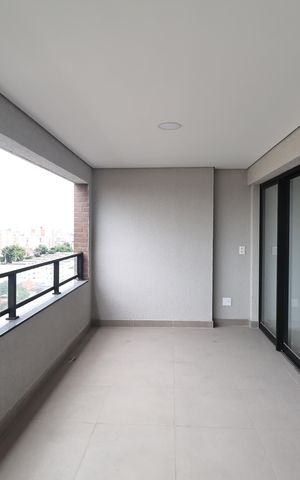 Apartamento à venda com 112m², 2 quartos e 3 vagas Apartamento à venda com 112m², 2 quartos e 3 vagasVaranda gourmet