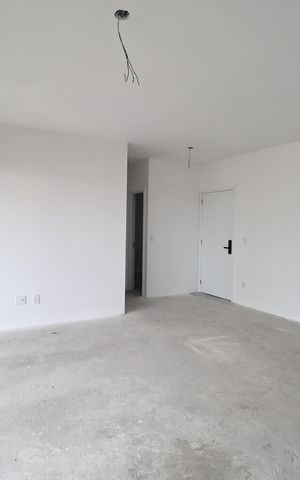 Apartamento à venda com 112m², 2 quartos e 3 vagas Apartamento à venda com 112m², 2 quartos e 3 vagasSala