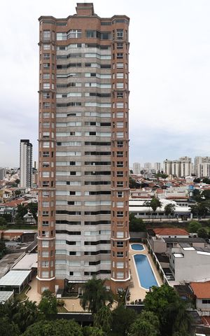 Apartamento à venda com 112m², 2 quartos e 3 vagas Apartamento à venda com 112m², 2 quartos e 3 vagasVista da Varanda