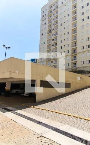 Apartamento para alugar com 47m², 2 quartos e 1 vaga Apartamento para alugar com 47m², 2 quartos e 1 vagaÁrea comum - Academia