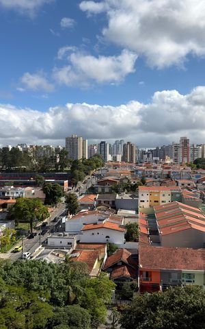Apartamento à venda com 180m², 3 quartos e 3 vagas Apartamento à venda com 180m², 3 quartos e 3 vagasSuíte 2 Vista