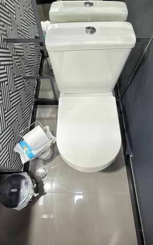 Apartamento à venda com 180m², 3 quartos e 3 vagas Apartamento à venda com 180m², 3 quartos e 3 vagasLavabo