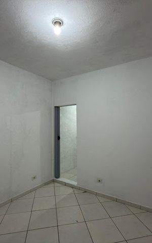 Casa para alugar com 60m², 1 quarto e sem vaga Casa para alugar com 60m², 1 quarto e sem vagaQuarto