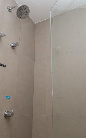 Studio à venda com 38m², 1 quarto e sem vaga Studio à venda com 38m², 1 quarto e sem vagaBanheiro