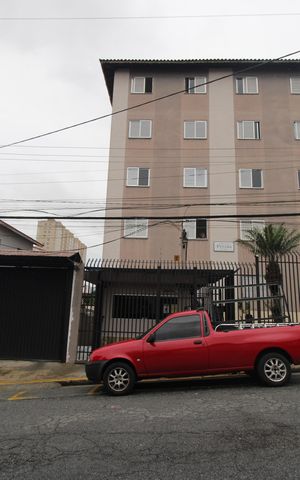 Apartamento para alugar com 60m², 2 quartos e 1 vagaFachada