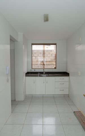 Apartamento para alugar com 100m², 3 quartos e 2 vagas Apartamento para alugar com 100m², 3 quartos e 2 vagasCOZINHA
