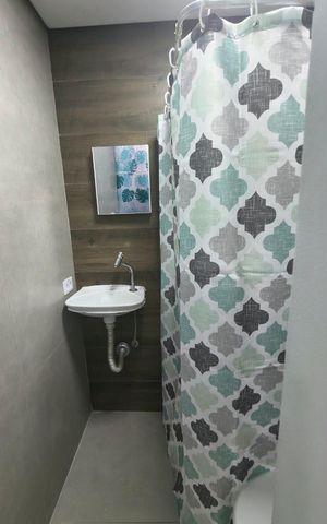 Studio para alugar com 17m², 1 quarto e sem vaga Studio para alugar com 17m², 1 quarto e sem vagaBanheiro