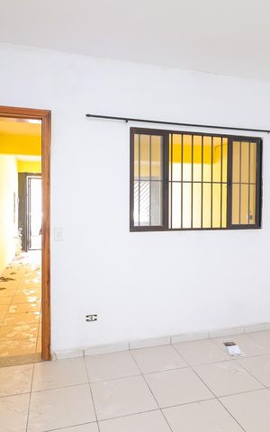 Casa para alugar com 64m², 2 quartos e 1 vaga Casa para alugar com 64m², 2 quartos e 1 vagaSala