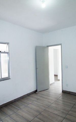 Casa para alugar com 35m², 1 quarto e 1 vagaQuarto