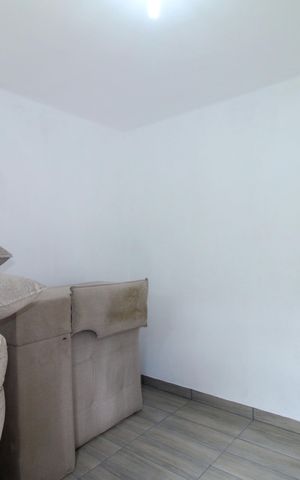 Casa para alugar com 35m², 1 quarto e 1 vagaSala