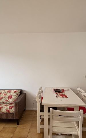 Apartamento para alugar com 79m², 2 quartos e 1 vaga Apartamento para alugar com 79m², 2 quartos e 1 vagaSala