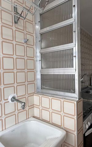 Apartamento para alugar com 79m², 2 quartos e 1 vaga Apartamento para alugar com 79m², 2 quartos e 1 vagaÁrea de Serviço