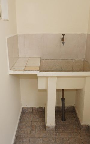 Casa para alugar com 30m², 1 quarto e sem vagaLavanderia