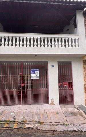 Casa para alugar com 125m², 2 quartos e 1 vaga Casa para alugar com 125m², 2 quartos e 1 vagaFachada