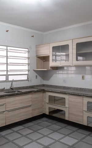 Casa para alugar com 125m², 2 quartos e 1 vagaCozinha