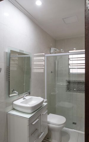 Casa para alugar com 125m², 2 quartos e 1 vagaBanheiro