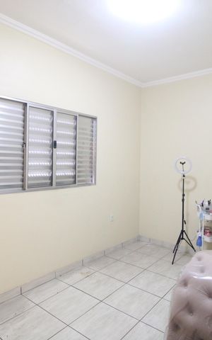 Casa à venda com 69m², 2 quartos e 4 vagasQuarto
