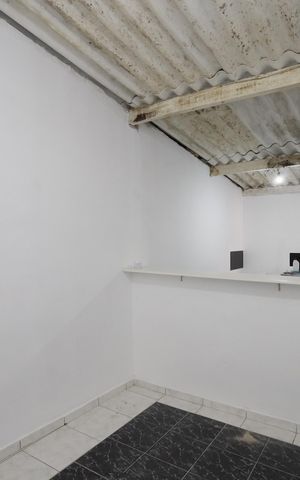 Casa para alugar com 48m², 1 quarto e sem vagaSala / Cozinha 