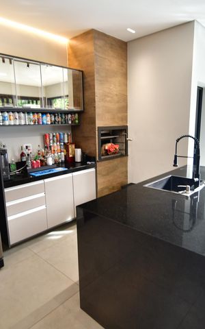 Casa para alugar com 300m², 3 quartos e 4 vagasCozinha