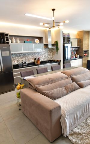 Casa para alugar com 300m², 3 quartos e 4 vagasSala