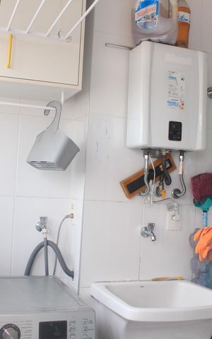 Apartamento à venda com 72m², 2 quartos e 1 vagaÁrea de Serviço