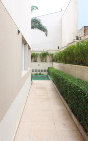 Apartamento à venda com 72m², 2 quartos e 1 vagaÁrea comum