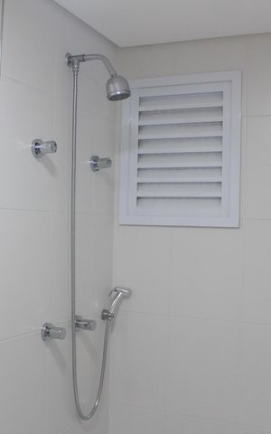 Apartamento à venda com 72m², 2 quartos e 1 vagaBanheiro Social
