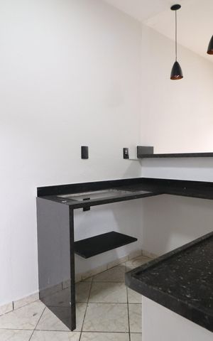 Casa para alugar com 70m², 2 quartos e 2 vagasCozinha