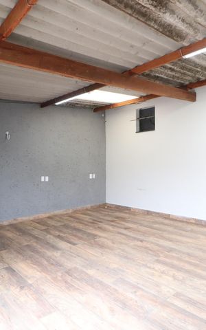 Casa para alugar com 70m², 2 quartos e 2 vagasGaragem