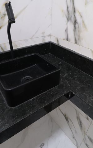 Casa para alugar com 70m², 2 quartos e 2 vagasBanheiro Social