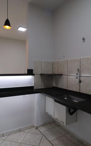 Casa para alugar com 70m², 2 quartos e 2 vagasCozinha
