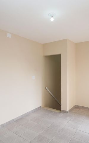 Casa para alugar com 90m², 2 quartos e 1 vagaSala 