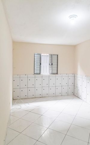 Casa para alugar com 40m², 1 quarto e sem vaga Casa para alugar com 40m², 1 quarto e sem vagaSuíte