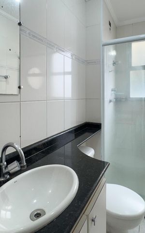 Apartamento à venda com 67m², 3 quartos e 1 vaga Apartamento à venda com 67m², 3 quartos e 1 vagaBanheiro Social