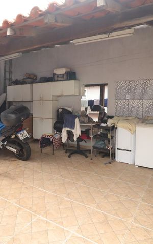 Casa à venda com 41m², 3 quartos e 1 vaga