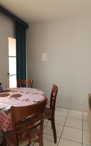 Casa à venda com 41m², 3 quartos e 1 vaga