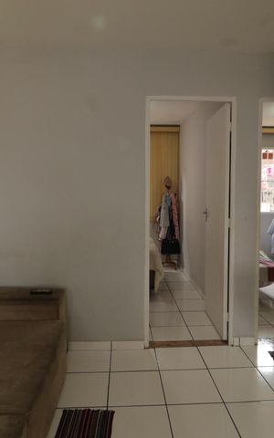 Casa à venda com 41m², 3 quartos e 1 vaga