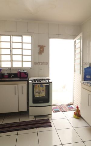 Casa à venda com 41m², 3 quartos e 1 vaga