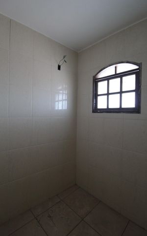 Casa para alugar com 221m², 4 quartos e 8 vagasSuite