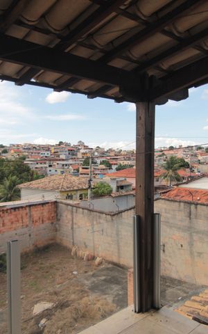 Casa para alugar com 221m², 4 quartos e 8 vagasVaranda