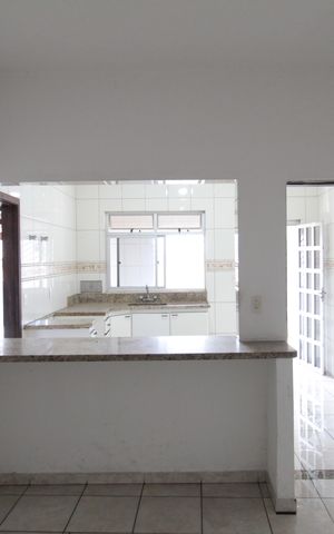 Casa para alugar com 221m², 4 quartos e 8 vagasCopa
