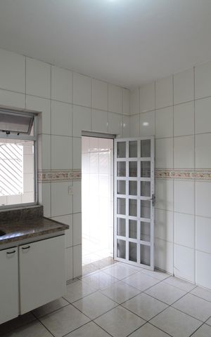 Casa para alugar com 221m², 4 quartos e 8 vagasCozinha