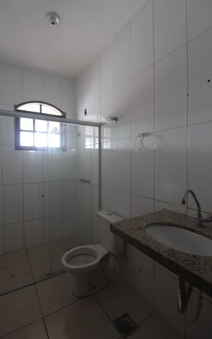 Casa para alugar com 221m², 4 quartos e 8 vagasBanheiro Social 1