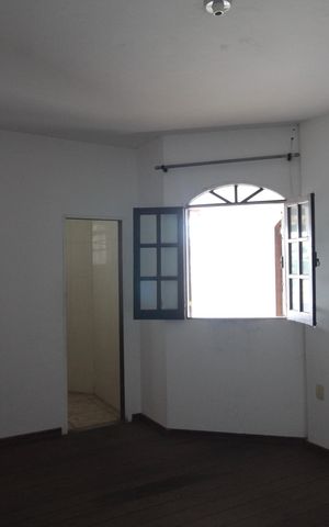Casa para alugar com 221m², 4 quartos e 8 vagasSuite