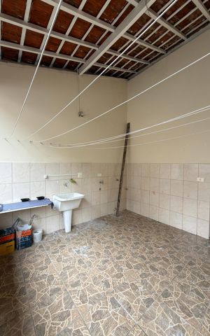 Casa para alugar com 210m², 3 quartos e 4 vagas Casa para alugar com 210m², 3 quartos e 4 vagasÁrea de Serviço